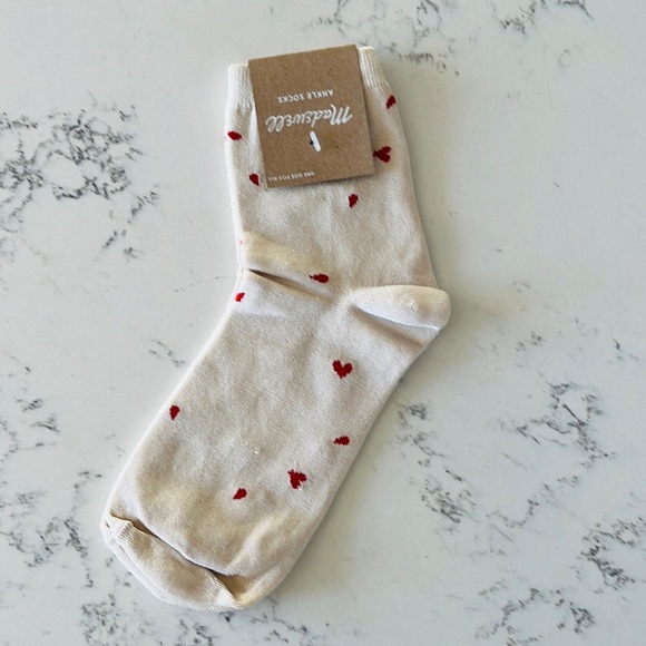 Madewell Shimmer Ankle Socks in Petal Hearts - Picture 3 of 8